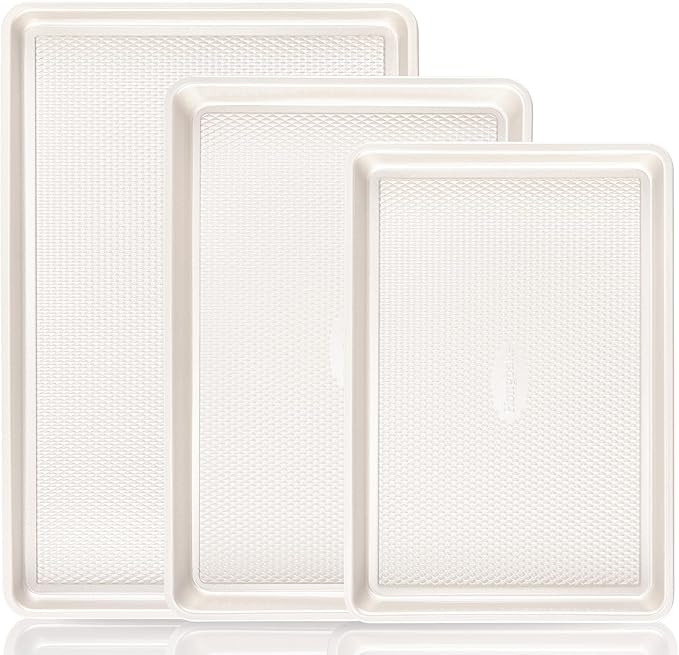Fall baking essentials: sheet pans, mixing bowls, and bakeware