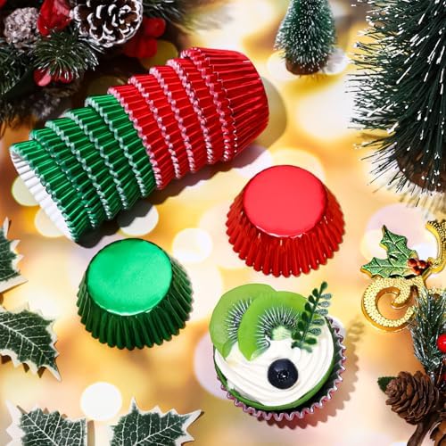 JarThenaAMCS 200Pcs Christmas Foil Cupcake Liners Xmas Red Green Foil Metallic Baking Cups Cupcake Wrappers Muffin Liners for Holiday Party Supplies - Image 4