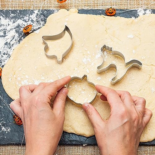Halloween Cookie Cutters, 6 Pcs Holiday Cookie Cutters - Image 2