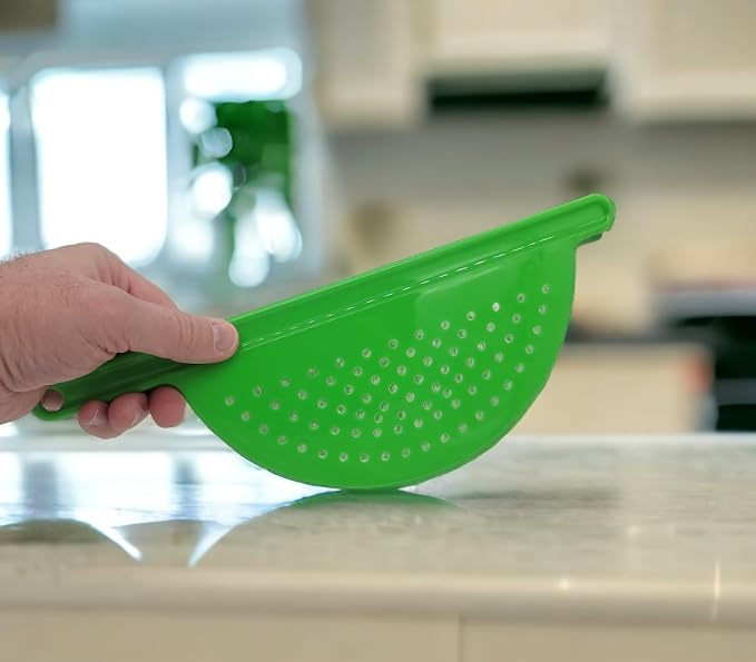 Handy Housewares Handheld Plastic Pot Drainer, Noodle & Pasta Strainer - Image 6