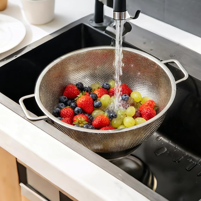 304 Stainless Steel Colander, Micro-Perforated 5-Quart Strainer - Image 3