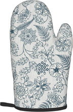 Blue Floral Oven Mitts Set – Vintage Pot Holders Kitchen Gloves - Image 8