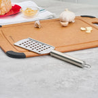 Restaurantware Stainless Steel Coarse Cheese Grater - Image 6