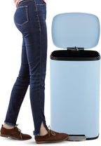 happimess HPM1011G Curtis 8-Gallon Step-Open Trash Can, Fingerprint Resistant - Image 6