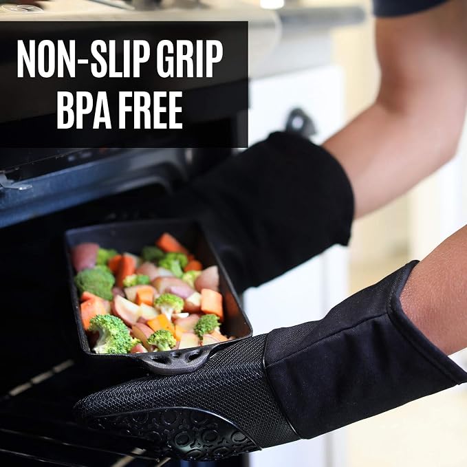 BPA-Free Soft Silicone 4 Piece Oven Mitts & Trivets Set - Image 3