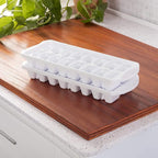 Sterilite 72408012, Stacking Ice Cube Tray - Image 4