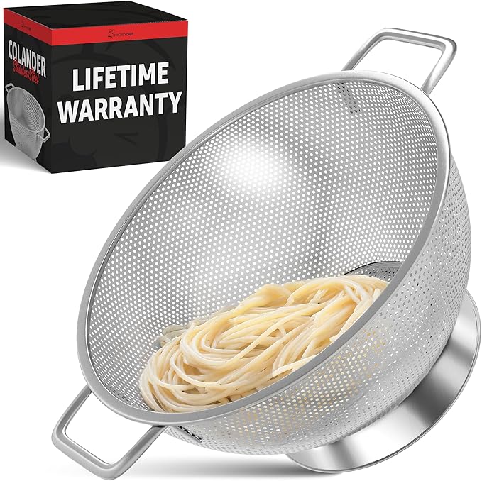 PriorityChef Premium 4 Qrt Stainless Steel Colander by PriorityChef