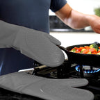 BPA-Free Soft Silicone Oven Mitts - Image 9