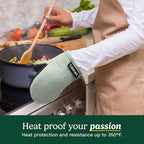 Cuisinart Mini Oven Mitts – 5.5” x 7” Heat-Resistant Kitchen Mitts - Image 3