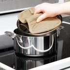 All-Clad Premium Pot Holder & Hot Pad: Heat Resistant to 500 Degrees - Image 4