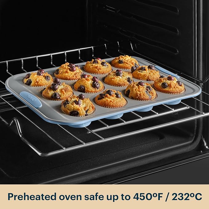 Pyrex 8-Piece Metal Bakeware Set, Lightweight Stainless Steel Baking Trays - Image 7