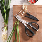 Cangshan 503343 9-inch Heavy-Duty Come-Apart Kitchen Shears - Image 6