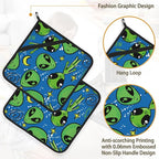 Green Alien Pot Holder Set of 2, Heat Resistant Potholders Oven Hot Pads - Image 4