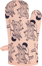 Blue Q Do One Thing Every Day That Scares Your Family Funny Oven Mitts - Image 2