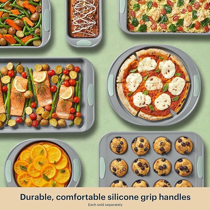 Pyrex 3-Piece Metal Cookie Sheet Bakeware Set, Lightweight Stainless Steel - Image 6